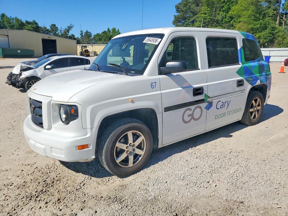 2014 Am general Mv-1 VIN 57WMD2A68EM101805 — COPART salvage auction photo