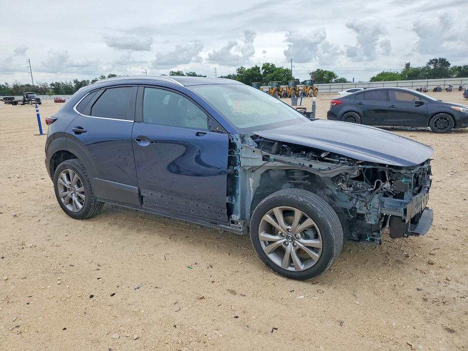 2022 Mazda Cx-30 VIN 3MVDMBCLXNM450524 COPART salvage auction — FRONT END, Tx - Salvage Vehicle Title, sold $4,650 on 2026-07-02 (photo 4)