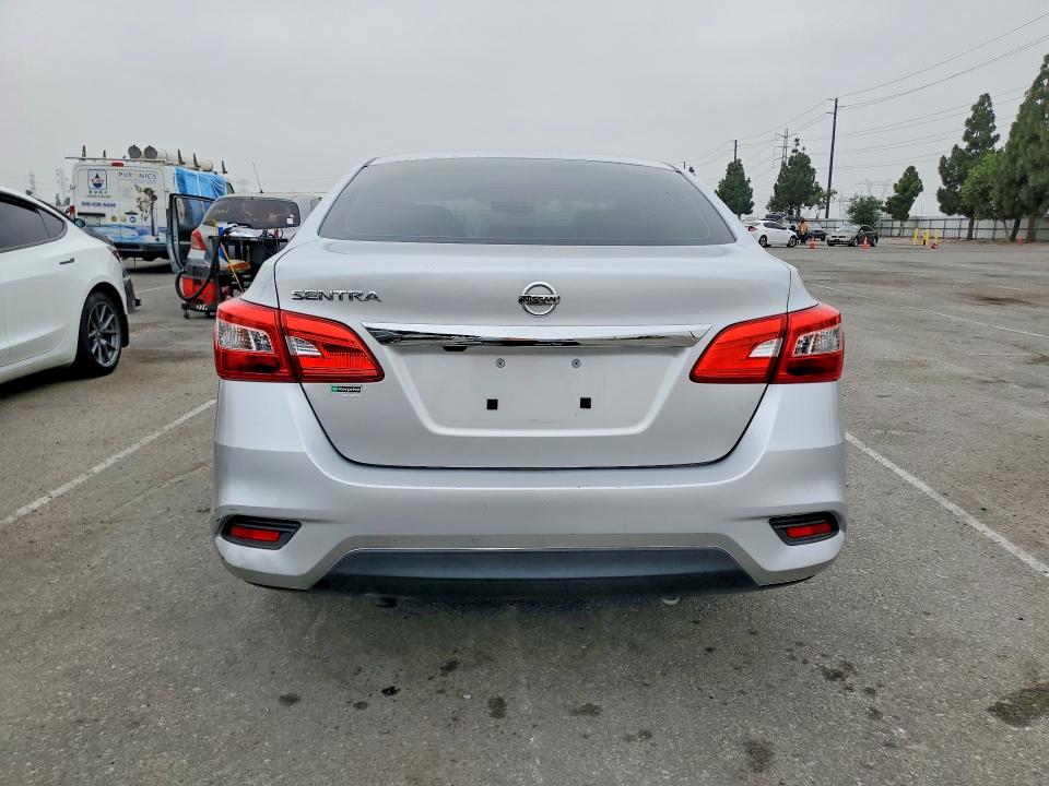 2019 Nissan VIN 3N1AB7APXKY372167 COPART salvage auction — MINOR DENT/SCRATCHES, Ca - Dis/Dlr/Exp Only Clean Title, sold $825 on 2026-07-02 (photo 6)