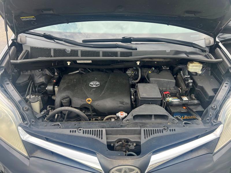 2018 Toyota Sienna VIN 5TDKZ3DC7JS903233 COPART salvage auction — MINOR DENT/SCRATCHES, Wv - Certificate Of Title (P), sold $6,300 on 2026-07-15 (photo 7)