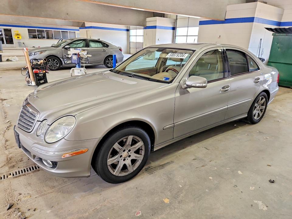 2008 Mercedes-benz E-class VIN WDBUF22X38B207552 COPART salvage auction — SIDE, VA - CERT OF TITLE - SALVAGE, sold $1,050 on 2026-07-17 (photo 1)