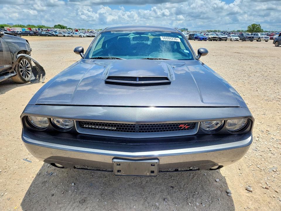 2014 Dodge Challenger VIN 2C3CDYBT8EH302263 COPART salvage auction — WATER/FLOOD, Tx - Salvage Title-Flood Damage, sold $1,250 on 2026-07-02 (photo 5)