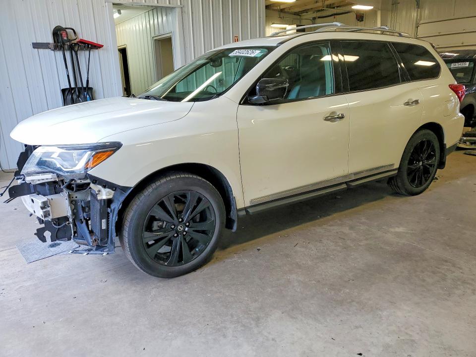 2017 Nissan Pathfinder VIN 5N1DR2MMXHC696257 — COPART salvage auction photo