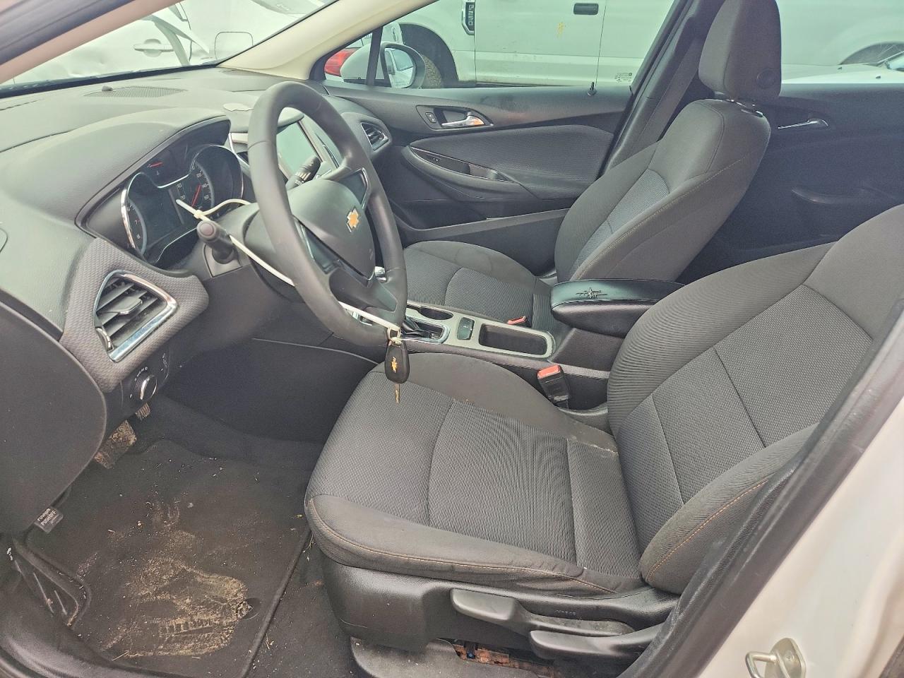 2018 Chevrolet Cruze VIN 1G1BC5SM8J7194078 COPART salvage auction — Front End, IL - CERTIFICATE OF TITLE, sold $350 on 2026-07-09 (photo 7)