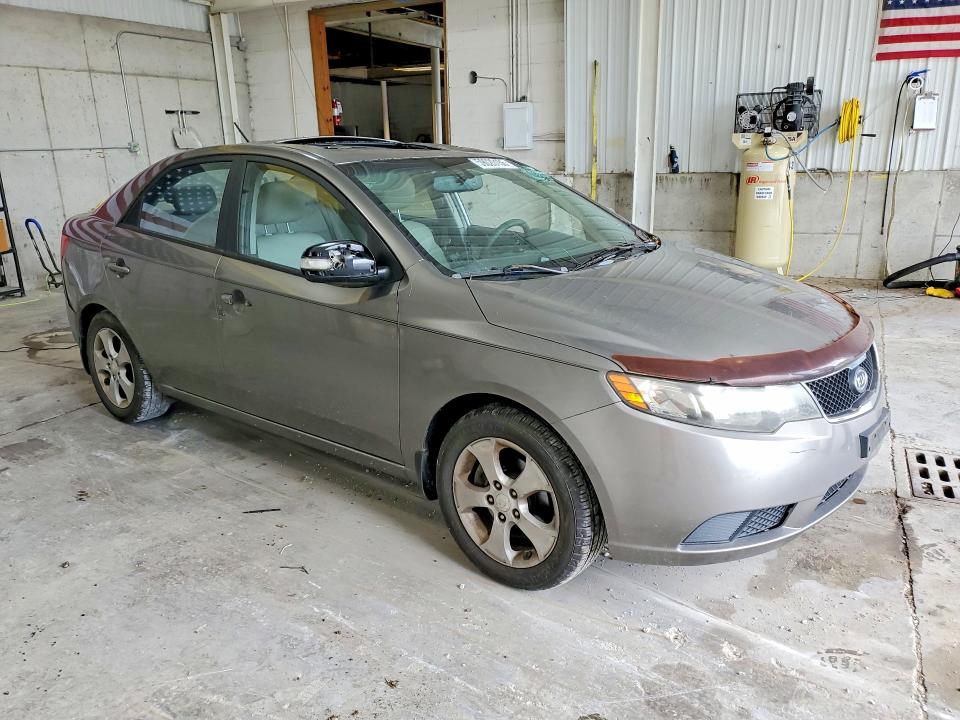 2010 Kia Forte VIN KNAFU4A21A5118453 COPART salvage auction — ROOF, Oh - Cert Of Title-Salvage, sold $300 on 2026-07-10 (photo 4)