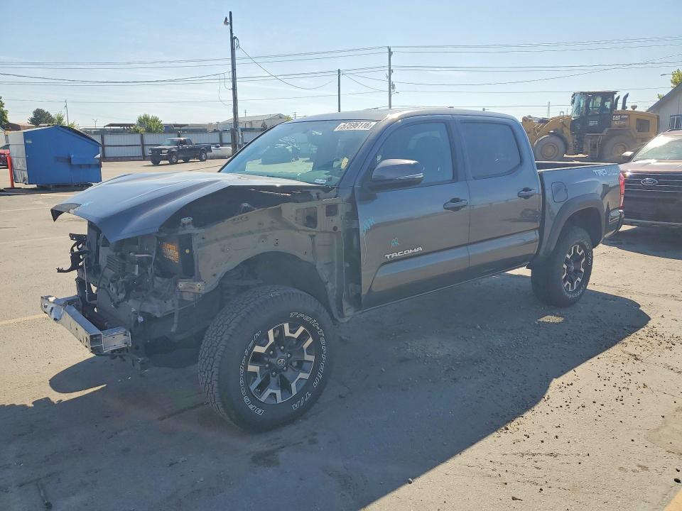 2017 Toyota Tacoma VIN 3TMCZ5ANXHM113036 — COPART salvage auction photo