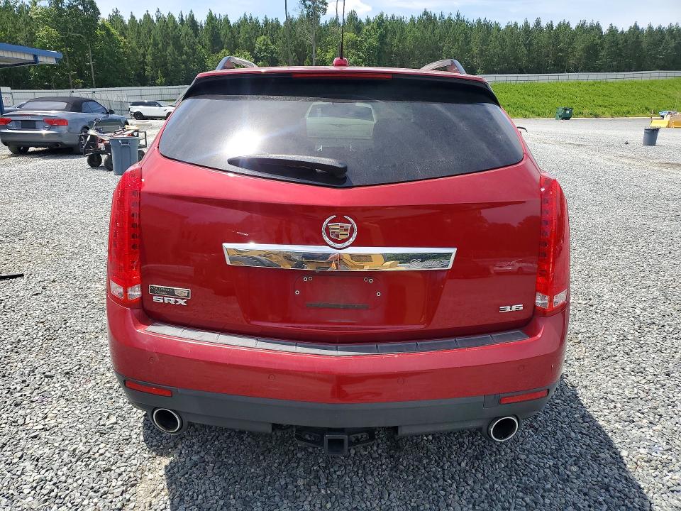 2015 Cadillac Srx VIN 3GYFNCE3XFS572561 COPART salvage auction — SIDE, NC - DEALER ONLY CLEAN TITLE, sold $2,400 on 2026-07-02 (photo 6)