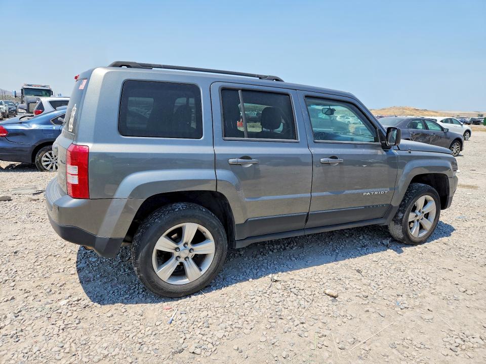 2012 Jeep VIN 1C4NJRFBXCD603311 COPART salvage auction — MINOR DENT/SCRATCHES, Ut - Certificate Of Title, sold $700 on 2026-07-10 (photo 3)