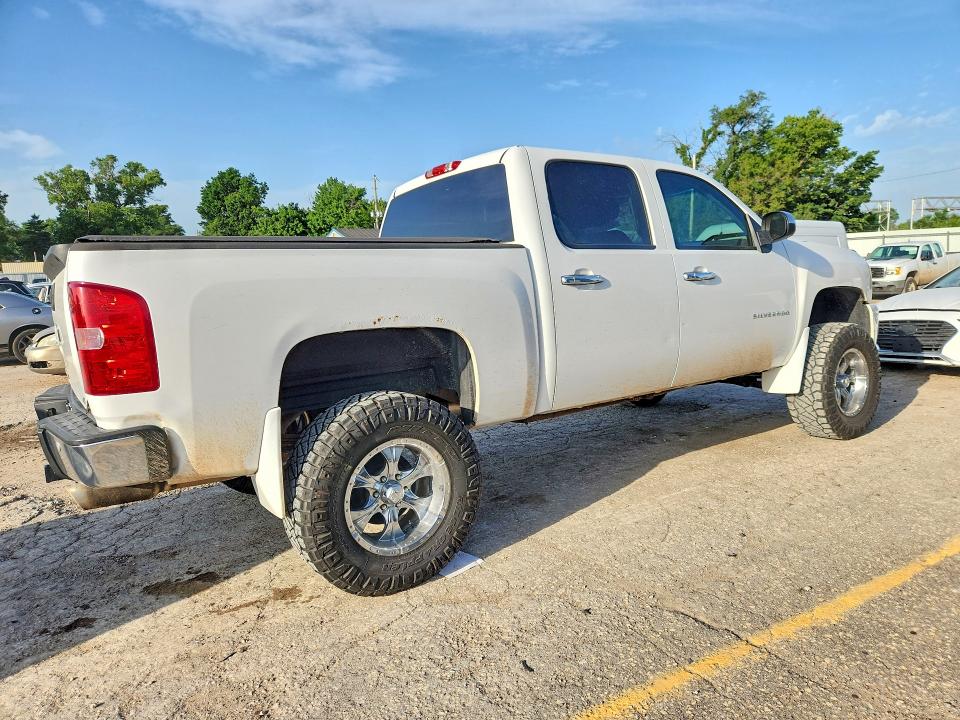 2012 Chevrolet Silverado VIN 3GCPKSE7XCG103663 COPART salvage auction — HAIL, Ks - Cert Of Title-Salvage, sold $5,000 on 2026-07-22 (photo 3)