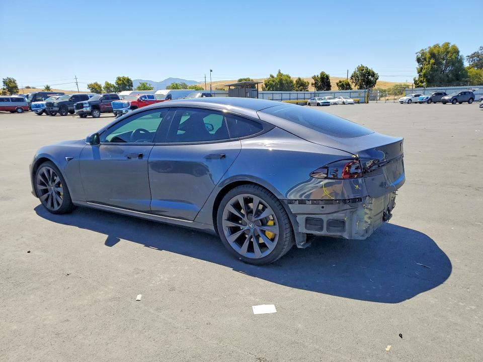 2019 Tesla Model s VIN 5YJSA1E25KF305732 COPART salvage auction — REAR END, Ca - Salvage Certificate, sold $8,700 on 2026-07-20 (photo 2)