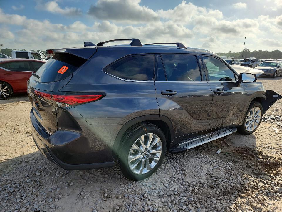 2020 Toyota VIN 5TDYZRAHXLS010280 COPART salvage auction — FRONT END, TX - SALVAGE VEHICLE TITLE, sold $10,400 on 2026-07-31 (photo 3)