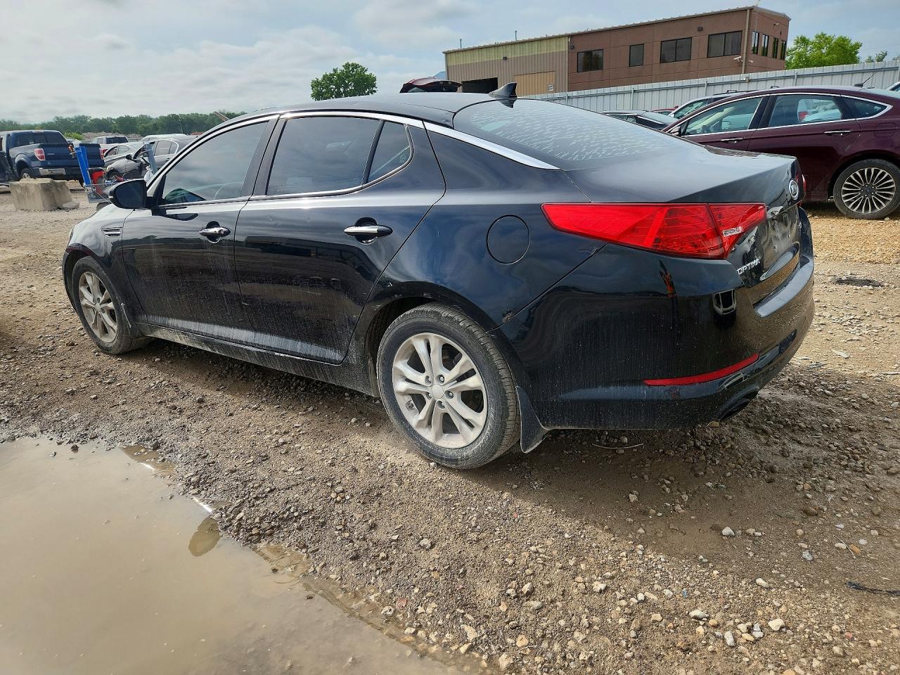 2012 Kia Optima VIN 5XXGN4A72CG062778 COPART salvage auction — Hail, KS - CERT OF TITLE-SALVAGE, sold $500 on 2026-07-09 (photo 2)
