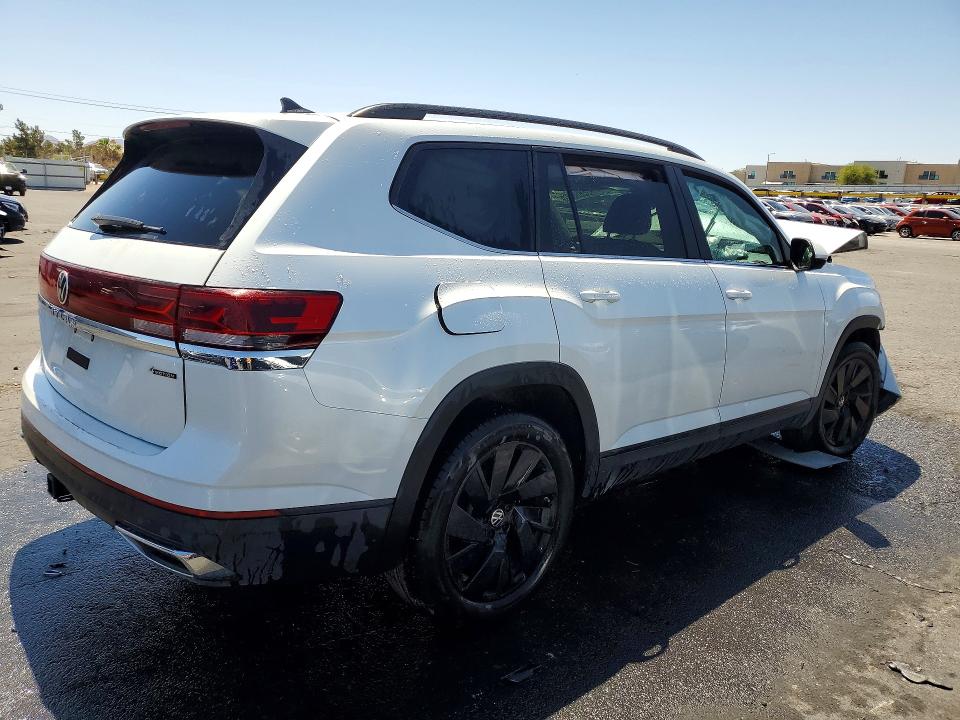 2026 Volkswagen Atlas VIN 1V2HN2CA8TC523689 COPART salvage auction — FRONT END, NV - SALVAGE TITLE, sold $7,900 on 2026-07-06 (photo 3)
