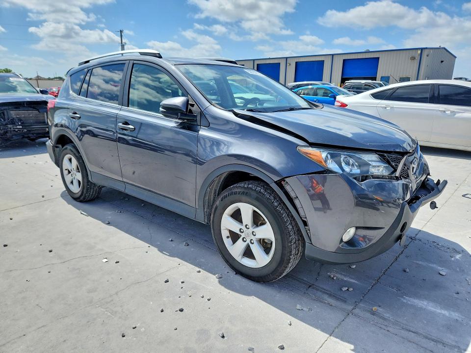 2013 Toyota Rav 4 VIN JTMWFREV8DD004376 COPART salvage auction — REAR END, Salvage Title, sold $225 on 2026-07-28 (photo 4)