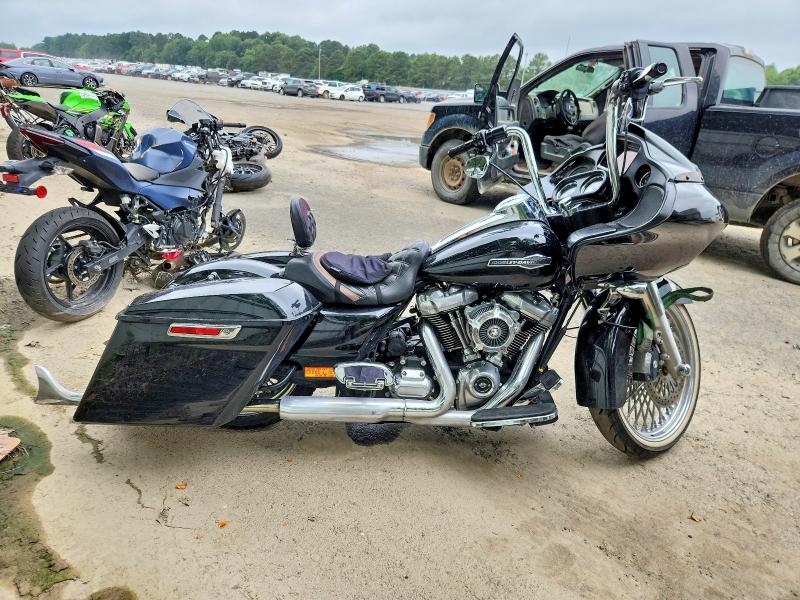 2022 Harley-davidson Fltrx VIN 1HD1KHC10NB625607 COPART salvage auction — ALL OVER, Tx - Salvage Vehicle Title, sold $7,200 on 2026-08-06 (photo 1)