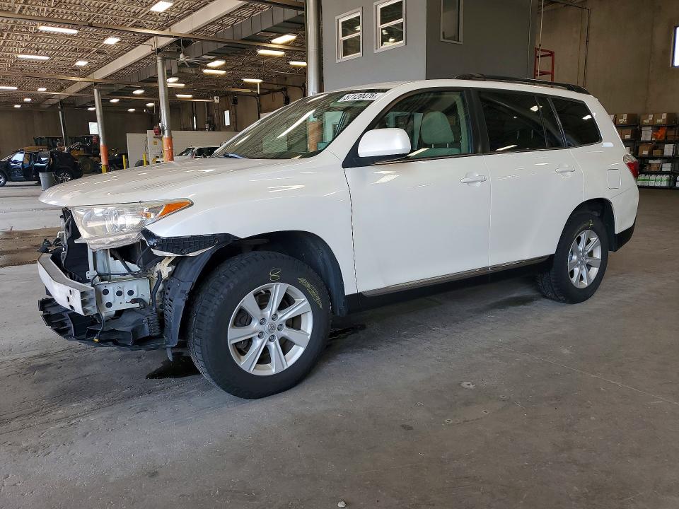 2013 Toyota Highlander VIN 5TDBK3EH7DS183452 COPART salvage auction — FRONT END, Mn - Cert Of Title-Salvage, sold $3,100 on 2026-07-16 (photo 1)
