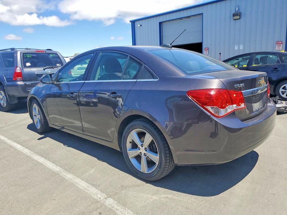 2015 Chevrolet Cruze VIN 1G1PE5SB5F7148147 COPART salvage auction — MINOR DENT/SCRATCHES, Ca - Dis/Dlr/Exp Only Clean Title, sold $850 on 2026-07-10 (photo 2)