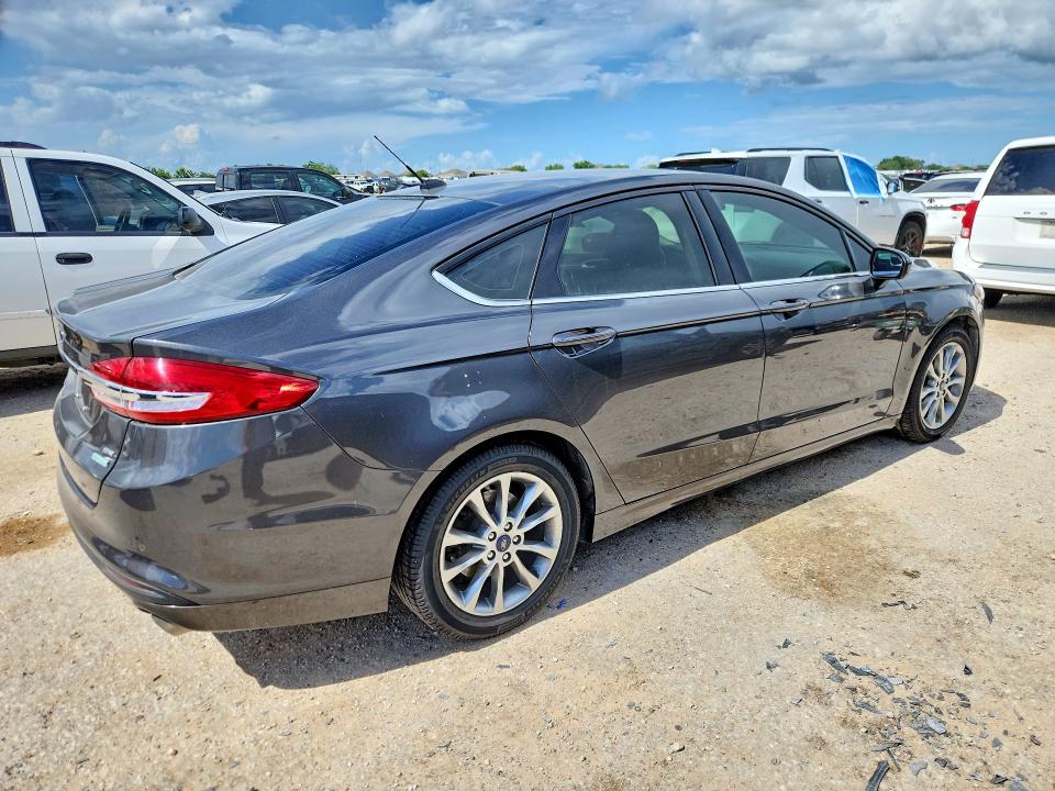 2017 Ford VIN 3FA6P0HD1HR366919 COPART salvage auction — MINOR DENT/SCRATCHES, TX - CERTIFICATE OF TITLE, sold $1,900 on 2026-07-02 (photo 3)