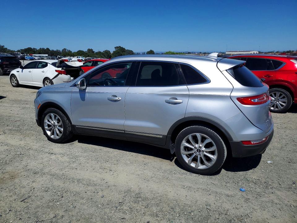 2015 Lincoln Mkz VIN 5LMCJ1A93FUJ48134 COPART salvage auction — MINOR DENT/SCRATCHES, Ca - Dis/Dlr/Exp Only Clean Title (P), sold $1,200 on 2026-09-01 (photo 2)