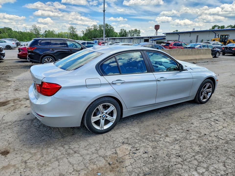 2013 BMW 3er VIN WBA3B3C55DF538872 COPART salvage auction — FRONT END, Ny - Mv-907A Salvage Certificate, sold $1,200 on 2026-08-03 (photo 3)
