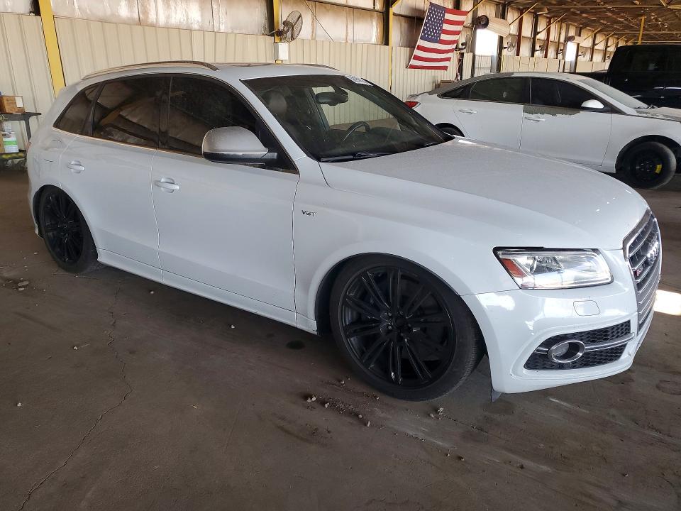 2014 Audi Sq5 VIN WA1VGAFP7EA112429 COPART salvage auction — MINOR DENT/SCRATCHES, Az - Certificate Of Title, sold $2,300 on 2026-07-06 (photo 4)