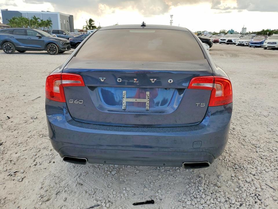 2015 Volvo S60 VIN YV140MFD5F1318843 COPART salvage auction — FRONT END, Fl - Cert Of Title Slvg Rebuildable, sold $1,600 on 2026-08-04 (photo 6)