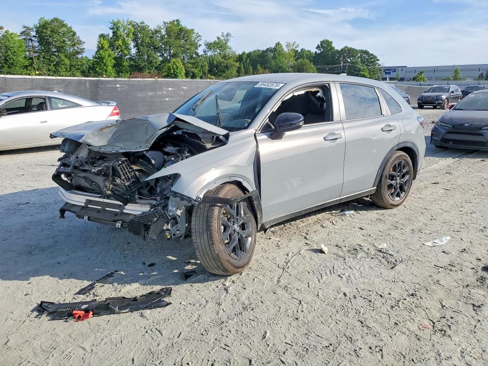 2025 Honda Hr-v VIN 3CZRZ1H5XSM758022 COPART salvage auction — FRONT END, Nc - Certificate Of Title (P), sold $7,100 on 2026-07-29 (photo 1)