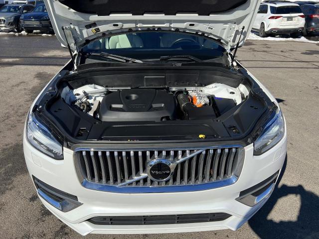 2021 Volvo Xc90 VIN YV4BR0CK7M1700459 COPART salvage auction — MINOR DENT/SCRATCHES, Tn - Certificate Of Title (P), sold $17,000 on 2026-07-07 (photo 8)