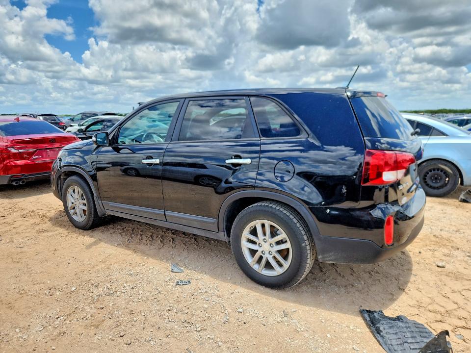 2015 Kia Sorento VIN 5XYKT3A61FG601067 COPART salvage auction — FRONT END, TX - SALVAGE VEHICLE TITLE, sold $800 on 2026-07-23 (photo 2)