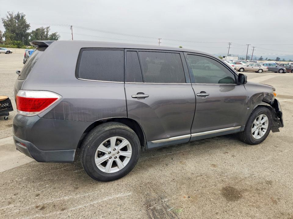 2013 Toyota Highlander VIN 5TDBK3EH2DS225798 COPART salvage auction — FRONT END, Ca - Salvage Certificate, sold $4,200 on 2026-07-28 (photo 3)