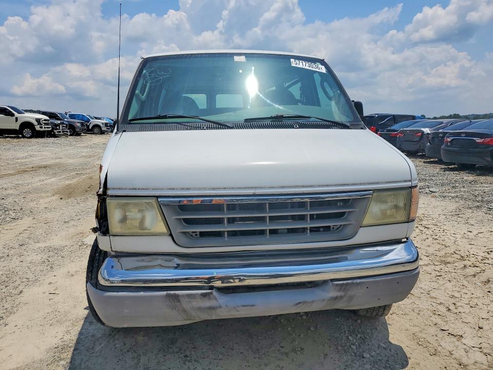 2003 Ford Econoline e350 VIN 1FBSS31L43HA53257 COPART salvage auction — FRONT END, Nc - Salvage Cert-Rebuilt, sold $700 on 2026-07-08 (photo 5)