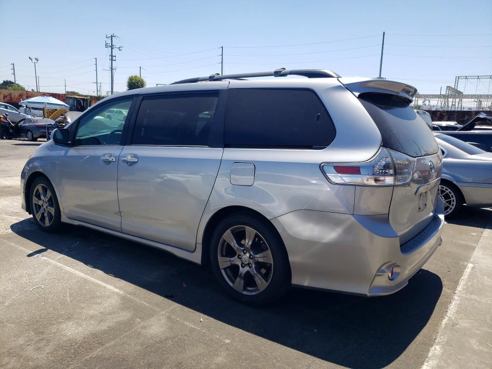 2017 Toyota Sienna VIN 5TDXZ3DC5HS840598 COPART salvage auction — NORMAL WEAR, Fl - Dis/Dlr/Exp Only Clean Title (P), sold $5,600 on 2026-07-22 (photo 2)