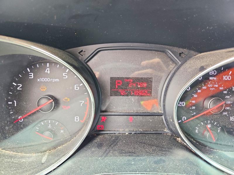 2017 Kia SEDONA VIN KNDMB5C18H6228432 COPART salvage auction — MINOR DENT/SCRATCHES, Tn - Certificate Of Title, sold $1,200 on 2026-07-20 (photo 9)