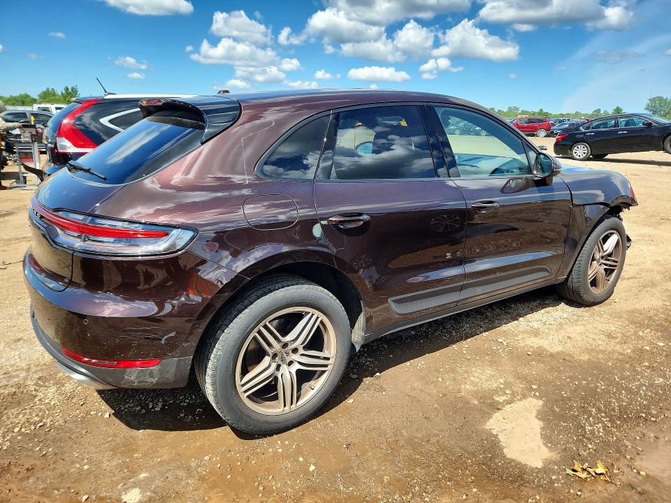 2021 Porsche VIN WP1AA2A51MLB16981 COPART salvage auction — FRONT END, IL - SALVAGE CERTIFICATE, sold $18,600 on 2026-07-28 (photo 3)
