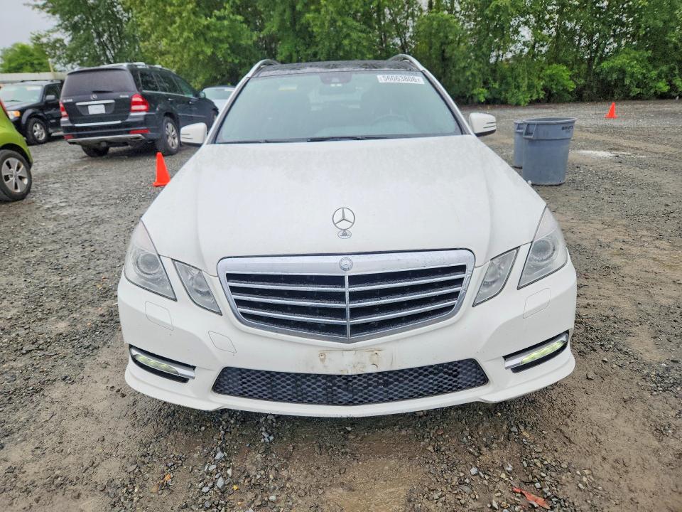 2013 Mercedes-benz E-klasse VIN WDDHH8JB8DA733655 COPART salvage auction — REAR END, WA - BILL OF SALE, sold $1,450 on 2026-08-17 (photo 5)