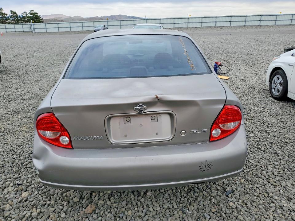 2000 Nissan Maxima VIN JN1CA31A5YT204700 COPART salvage auction — SIDE, Nv - Non-Repairable Vehicle Cert, sold $90 on 2026-07-02 (photo 6)