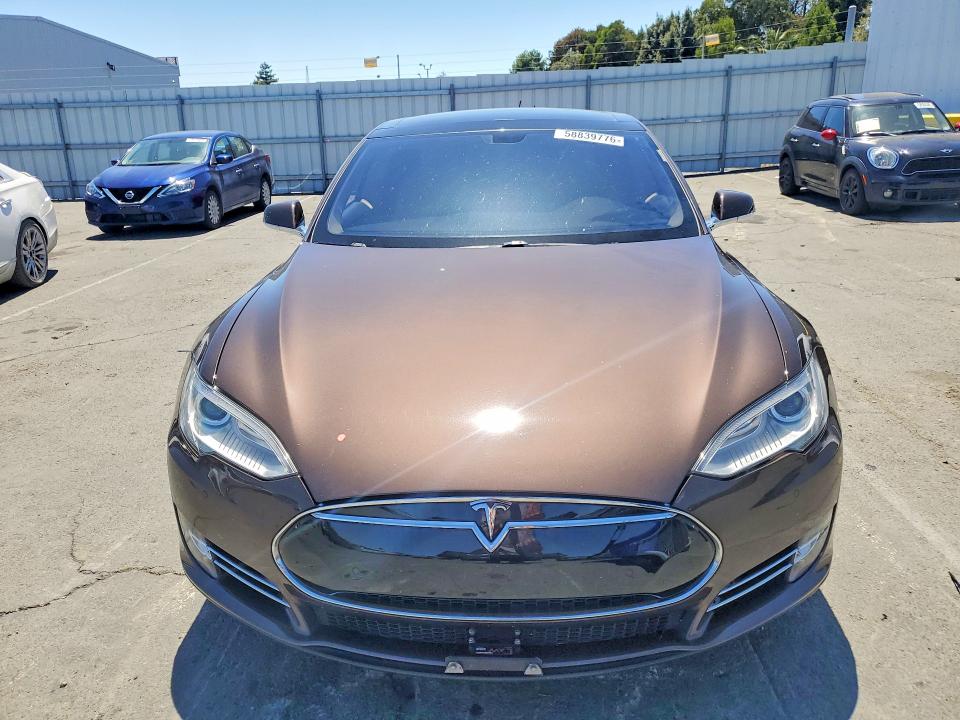 2014 Tesla Model s VIN 5YJSA1H15EFP50303 COPART salvage auction — MINOR DENT/SCRATCHES, Ca - Salvage Certificate, sold $5,700 on 2026-07-17 (photo 5)