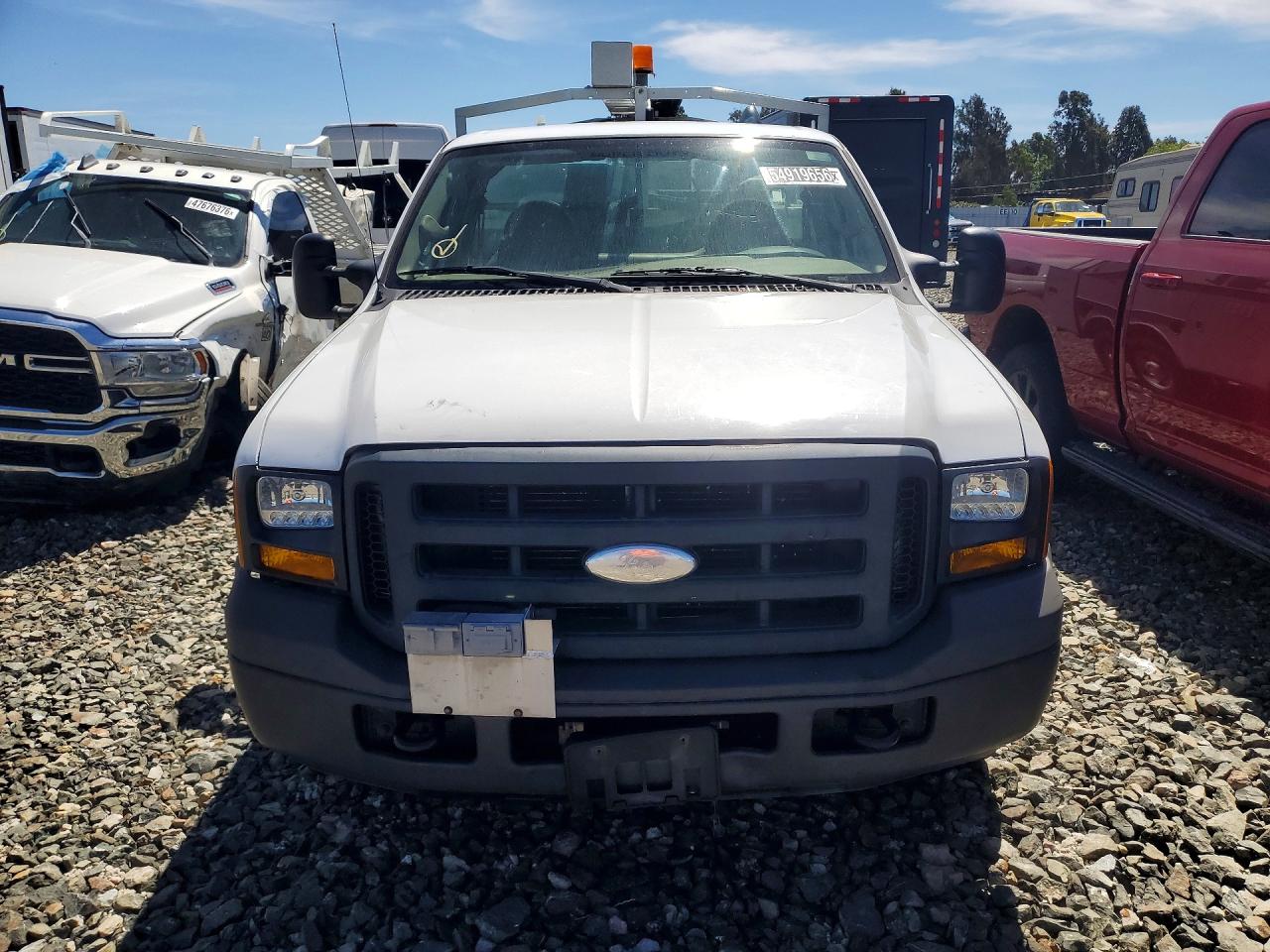 2006 Ford F-350 VIN 1FDSF30586EC12138 COPART salvage auction — Mechanical, CA - DIS/DLR/EXP ONLY CLEAN TITLE (P), sold $2,050 on 2026-06-22 (photo 5)