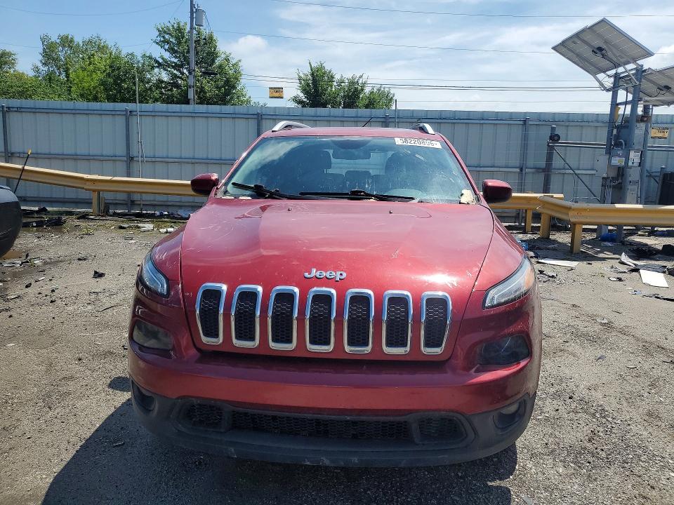 2017 Jeep VIN 1C4PJMCB8HW646119 COPART salvage auction — REAR END, In - Cert Of Title-Salvage Title, sold $1,100 on 2026-08-03 (photo 5)