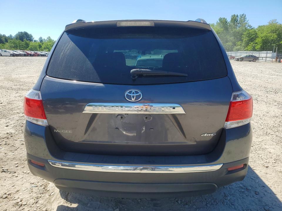 2012 Toyota Highlander VIN 5TDBK3EH3CS170079 COPART salvage auction — FRONT END, RI - CERTIFICATE OF TITLE, sold $4,650 on 2026-07-20 (photo 6)