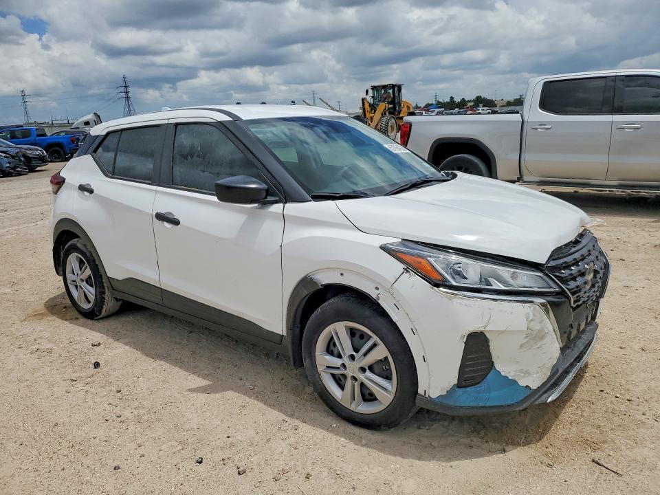 2024 Nissan Kicks VIN 3N1CP5BV2RL554917 COPART salvage auction — FRONT END, Tx - Salvage Vehicle Title, sold $7,100 on 2026-07-28 (photo 4)