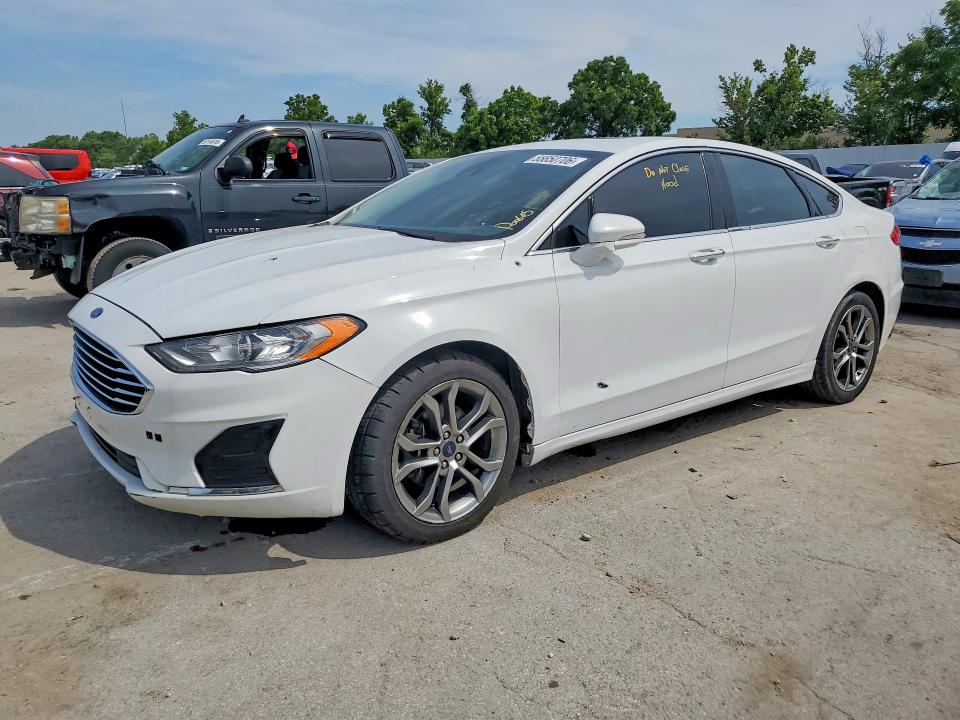 2019 Ford Fusion VIN 3FA6P0CD7KR181062 COPART salvage auction — VANDALISM, Il - Certificate Of Title (P), sold $1,600 on 2026-07-02 (photo 1)