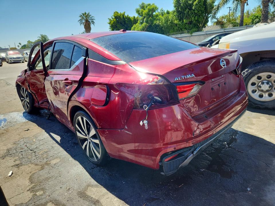 2020 Nissan Altima VIN 1N4BL4CV7LN320458 COPART salvage auction — SIDE, CA - CERTIFICATE OF TITLE, sold $350 on 2026-07-07 (photo 2)