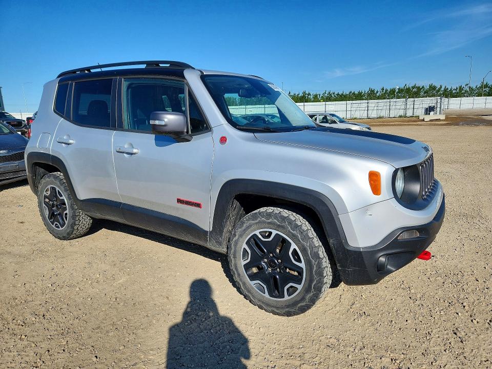 2016 Jeep Renegade VIN ZACCJBCT5GPE10082 COPART salvage auction — NORMAL WEAR, Ab - Bos - Active, sold $7,900 on 2026-07-09 (photo 4)
