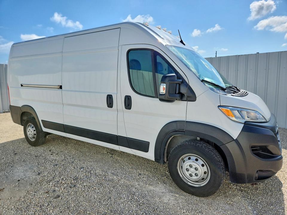 2023 Ram Promaster 2500 VIN 3C6LRVDG0PE571956 COPART salvage auction — MINOR DENT/SCRATCHES, Fl - Certificate Of Title, sold $17,400 on 2026-07-22 (photo 4)