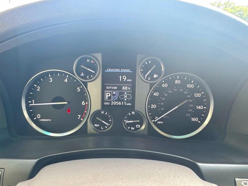 2013 Lexus Lx 570 VIN JTJHY7AX8D4100357 COPART salvage auction — NORMAL WEAR, LA - CERTIFICATE OF TITLE (P), sold $20,500 on 2026-07-21 (photo 8)