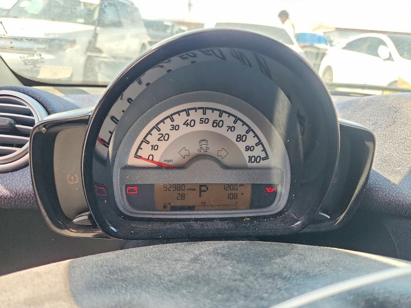 2015 Smart Fortwo VIN WMEEJ3BA4FK806013 COPART salvage auction — MECHANICAL, Nv - Lien Papers, Clean Title, sold $600 on 2026-07-29 (photo 9)