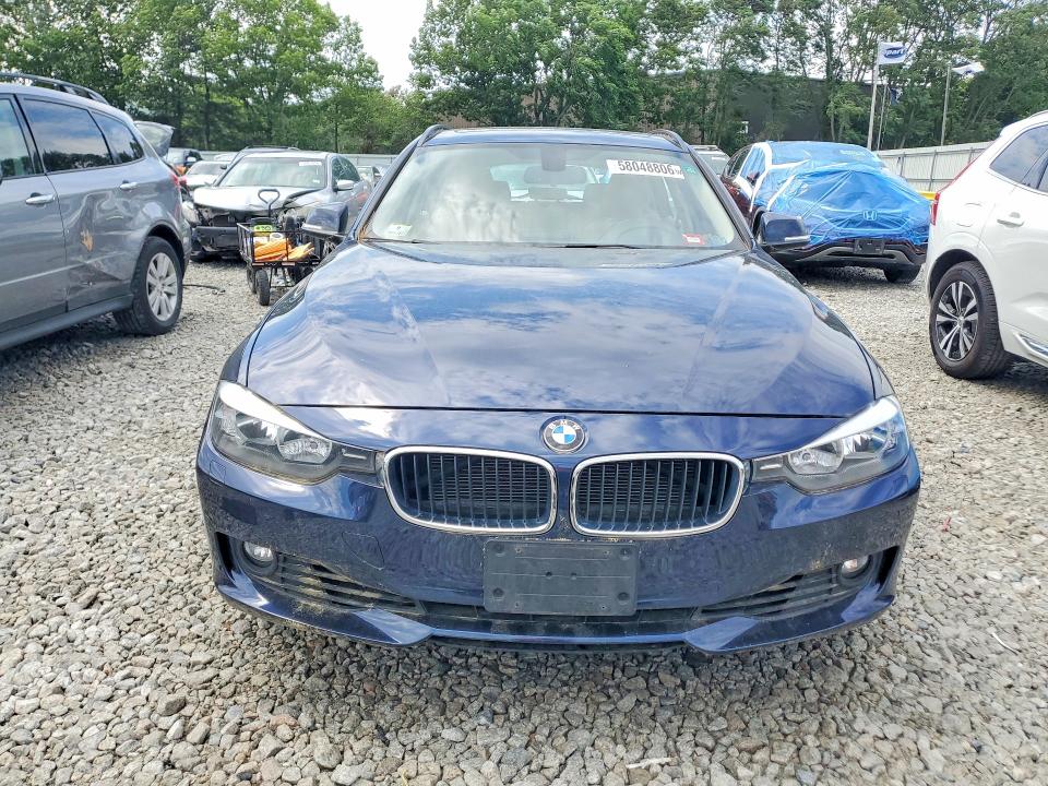 2015 BMW 3er VIN WBA3G7C50FK480608 COPART salvage auction — SIDE, Tx - Cert Of Title W/Salvage Histor, sold $575 on 2026-08-20 (photo 5)