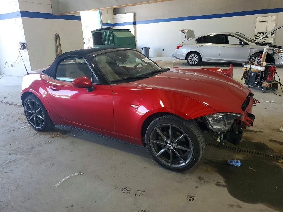 2017 Mazda Mx-5 VIN JM1NDAD71H0124264 COPART salvage auction — FRONT END, Va - Cert Of Title - Salvage, sold $5,500 on 2026-07-02 (photo 4)