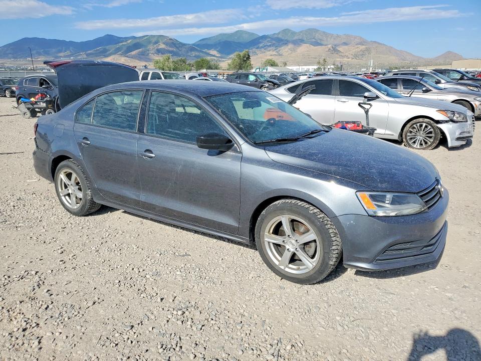 2016 Volkswagen Jetta VIN 3VW167AJ5GM387359 COPART salvage auction — REAR END, Ut - Salvage Certificate, sold $1,750 on 2026-07-02 (photo 4)